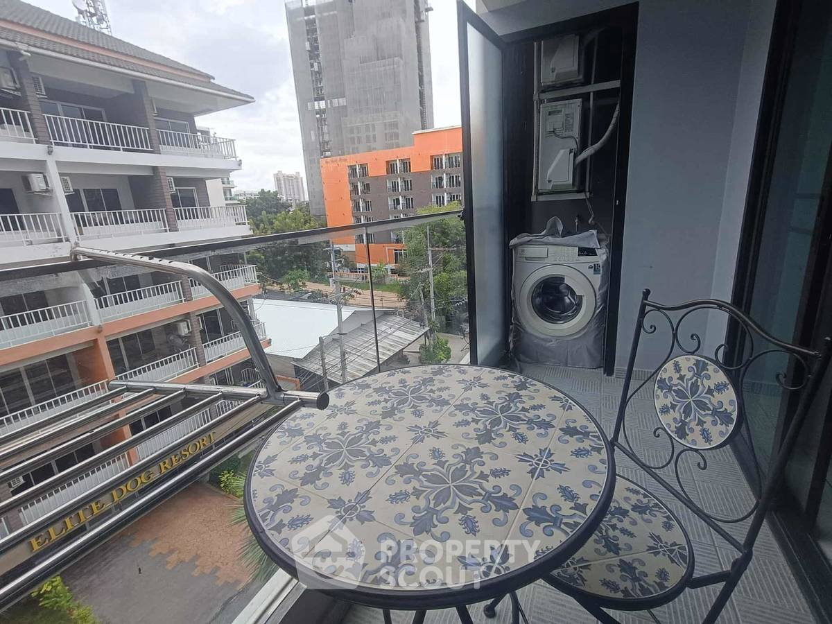 1-BR Condo at Siam Oriental Tropical Garden close to Phratamnak (ID 2332373)