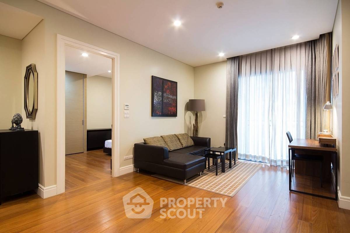 1-BR Condo at Bright Sukhumvit 24 Condominium near BTS Phrom Phong (ID 824576)