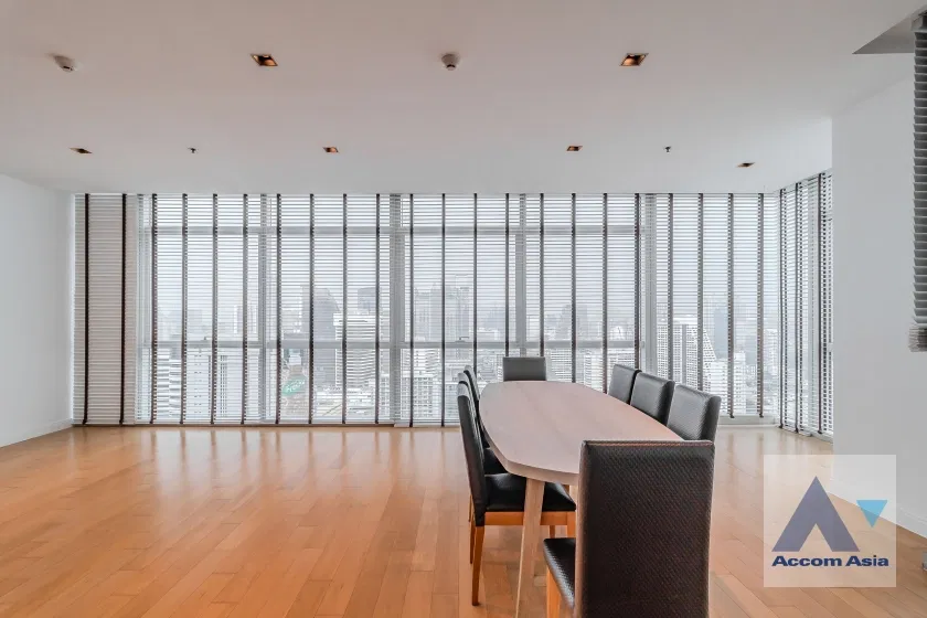 🔼🔽 AccomA 📩  4 BR Condominium @Athenee Residence (AA24066)