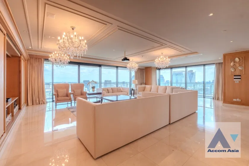 🔼🔽 AccomA 📩 Luxury Condo with Panoramic City Views in the Heart of Bangkok