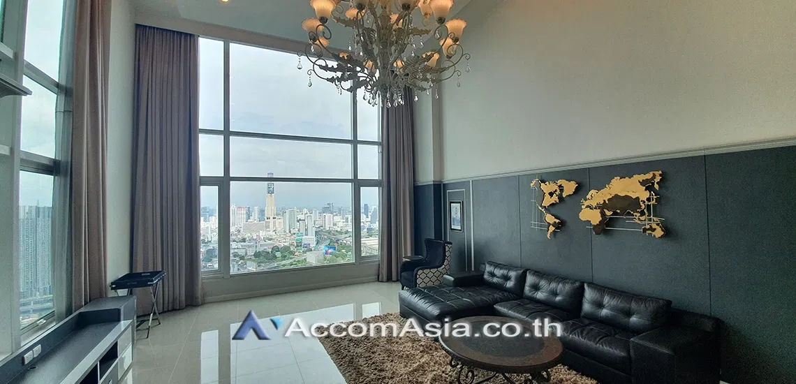 🔼🔽 AccomA 📩 Penthouse,Duplex Condo 4 BR Condominium @Circle Condominium (AA18393)