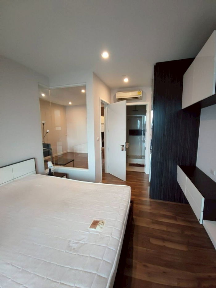 Available Now!! The room sukhumvit 62 Close To BTS Phunnawithi Fully Furnished