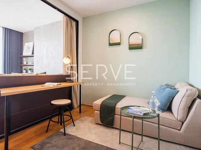 🔥21 K🔥 - Nice Room Studio with Partition 34 sq.m. Good Location BTS Surasak 160 m. at Noble Revo Silom Condo / For Rent