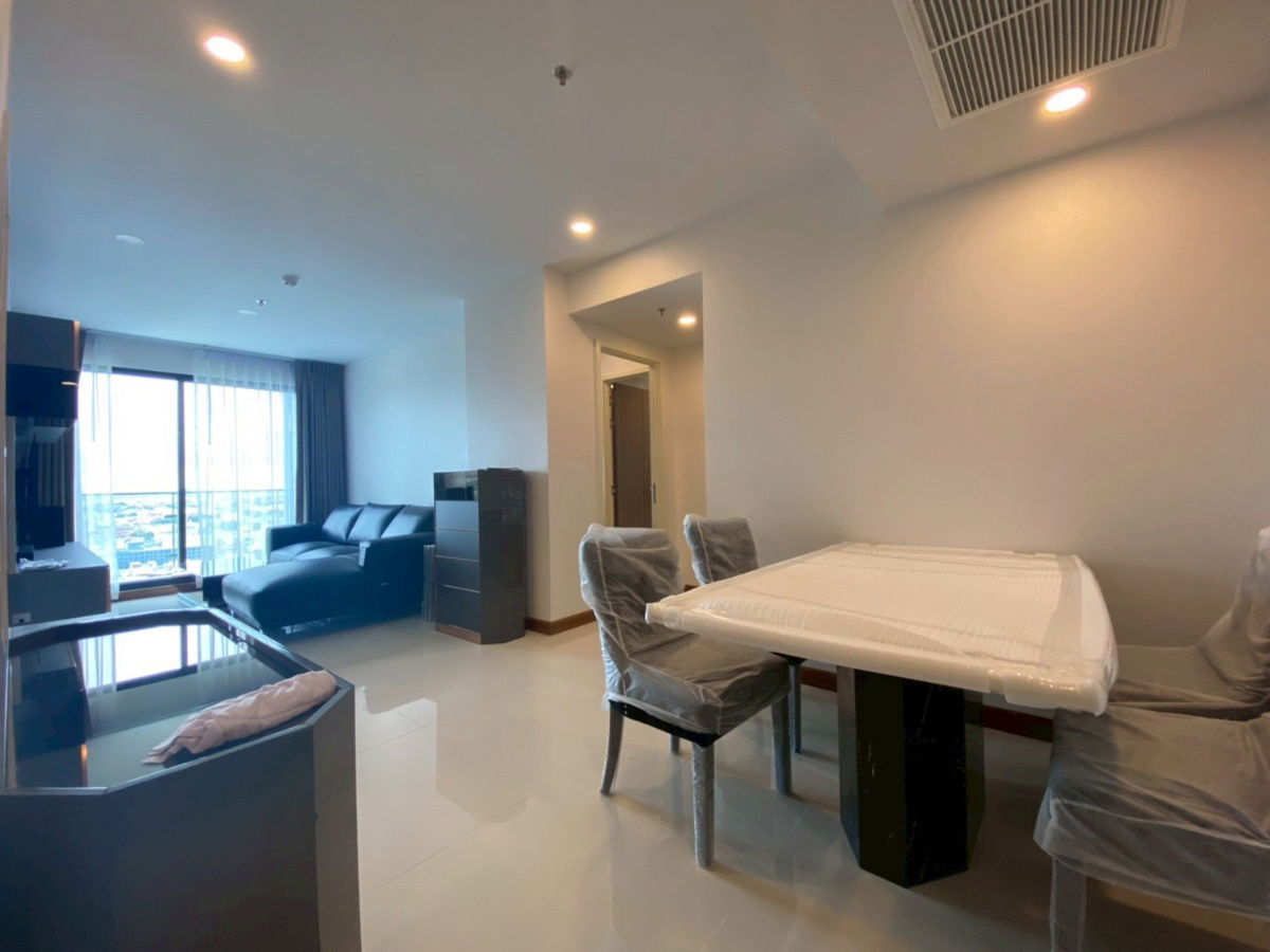 ศุภาลัย พรีเมียร์ เจริญนคร |