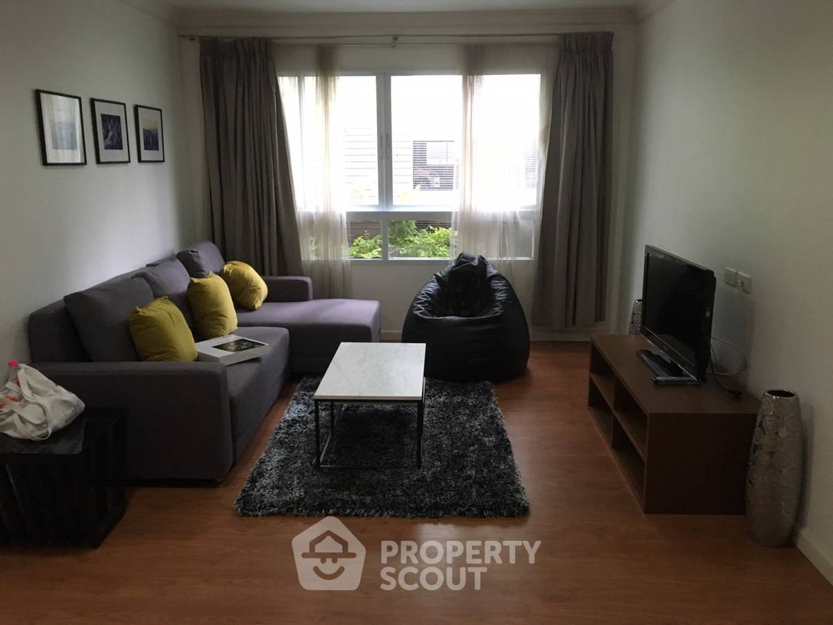 2-BR Condo at Lumpini Suite Sukhumvit 41 near BTS Phrom Phong (ID 511016)