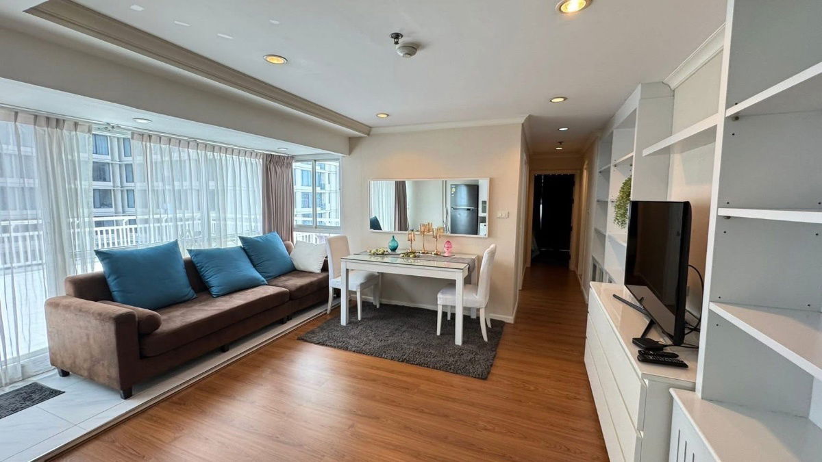 ST294 Grand Park View Asoke – High-Floor Penthouse with 180° City View and Private Terrace