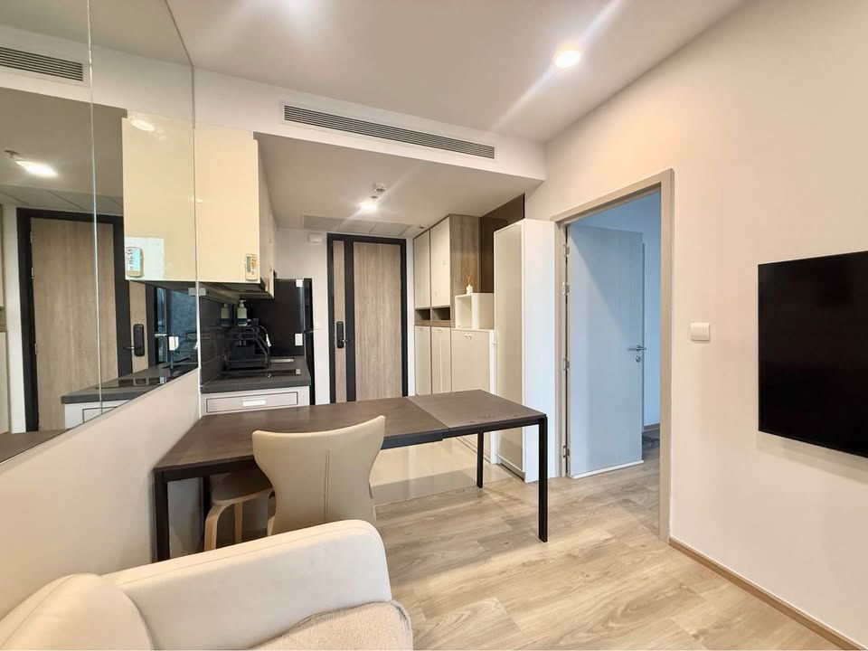 TA8331📲LineID @556ryccg🌅1 Bedroom 35 sqm Floor15 OKA HAUS Sukhumvit36 Fully furnished near Skytrain BTS Thonglor