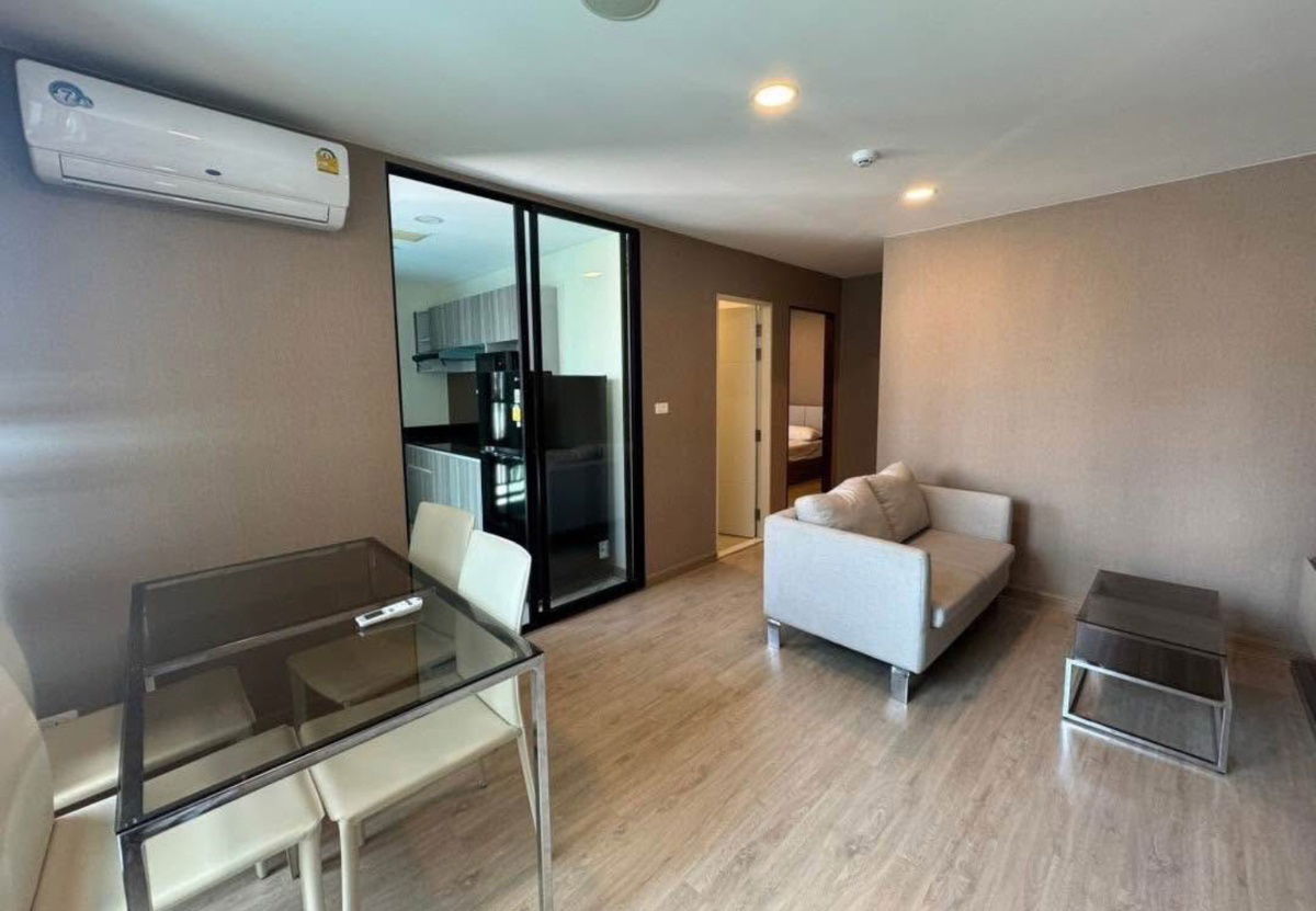 The Cube Urban Sathorn -    Chan