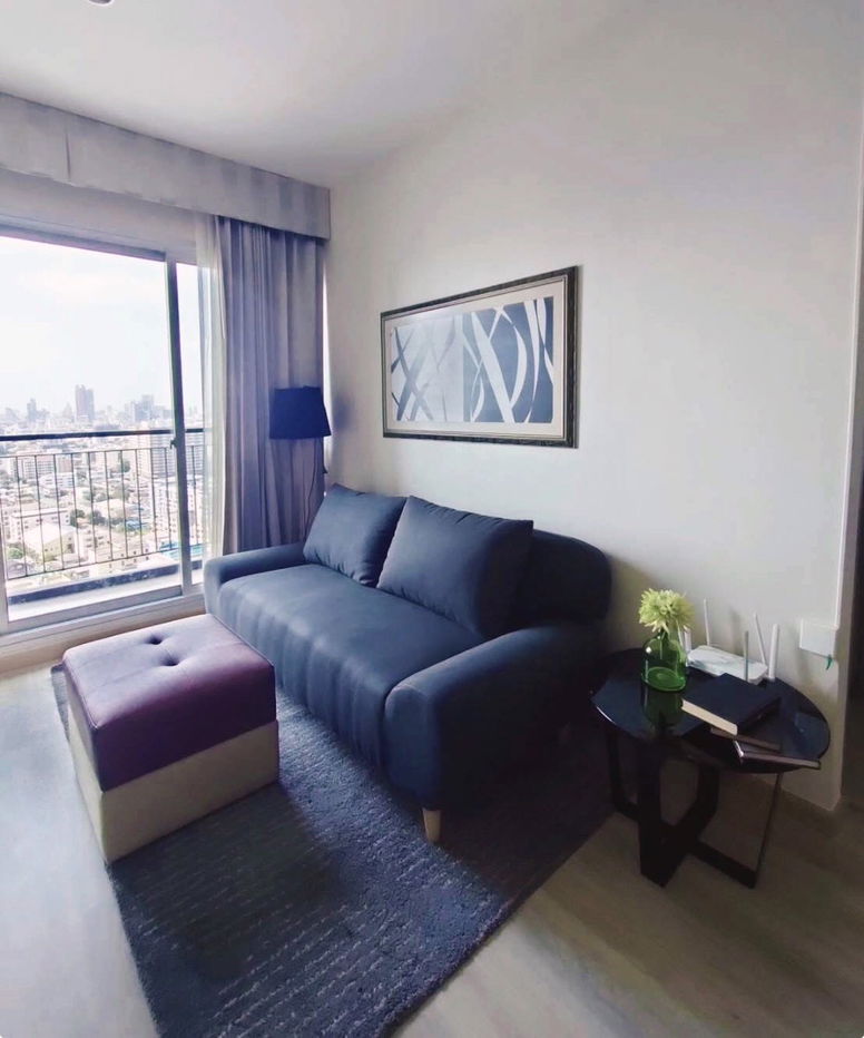 Life                        Ratchadapisek