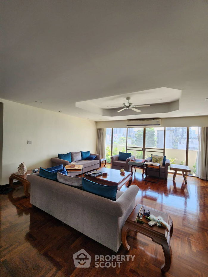 3-BR Condo at Charan Mansion near BTS Asok (ID 550284)