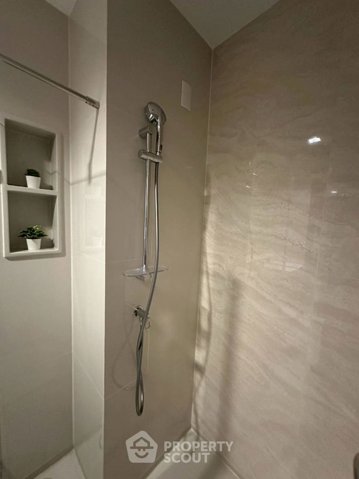 2-BR Condo at Life Ladprao Valley near BTS Ha Yaek Lat Phrao (ID 2335210)