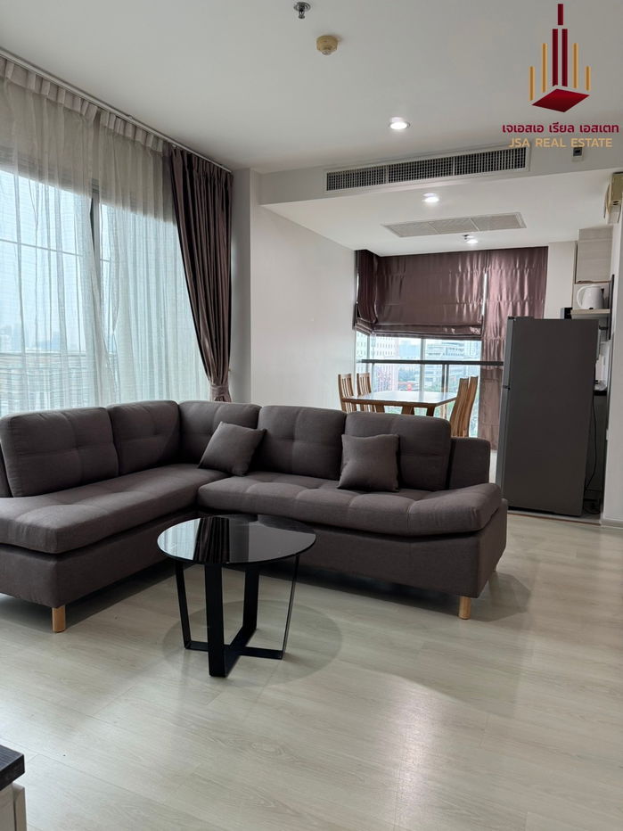 ✨ For Rent: Life Ratchadapisek Condo ✨  💰 Only 25,000 thb/month