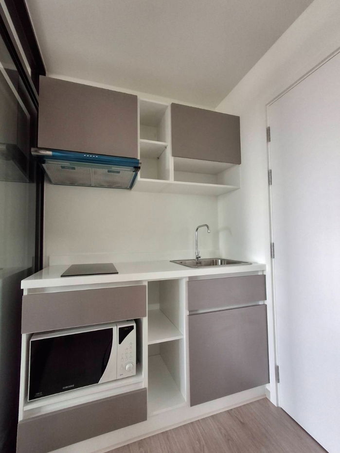 MRT (လိမ္မော်လိုင်း) Kheha Ramkamhaeng ဘူတာအနီးတွင် ပြင်ဆင်ပြီး အခန်းသစ်ငှားရန်ရှိသည်။