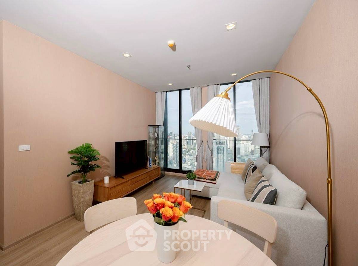 2-BR Condo at Noble Ploenchit near BTS Phloen Chit (ID 2337624)