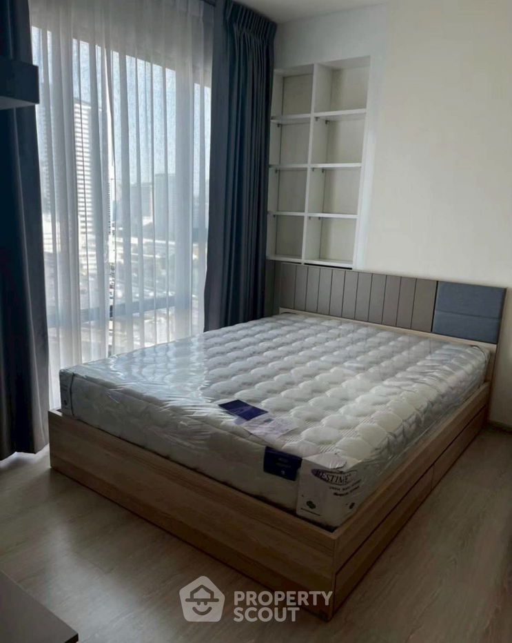 2-BR Condo at Rhythm Asoke near MRT Phra Ram 9 (ID 2337615)