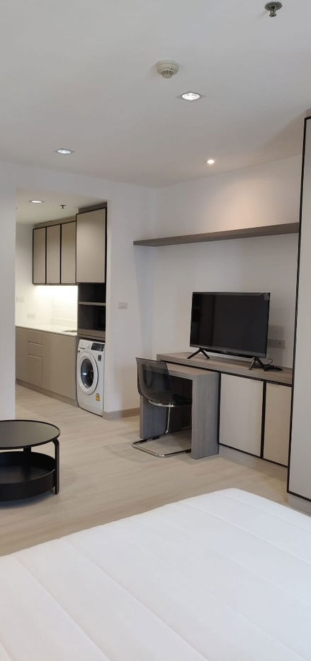 Condo for Rent : Noble Lite Near BTS Ari