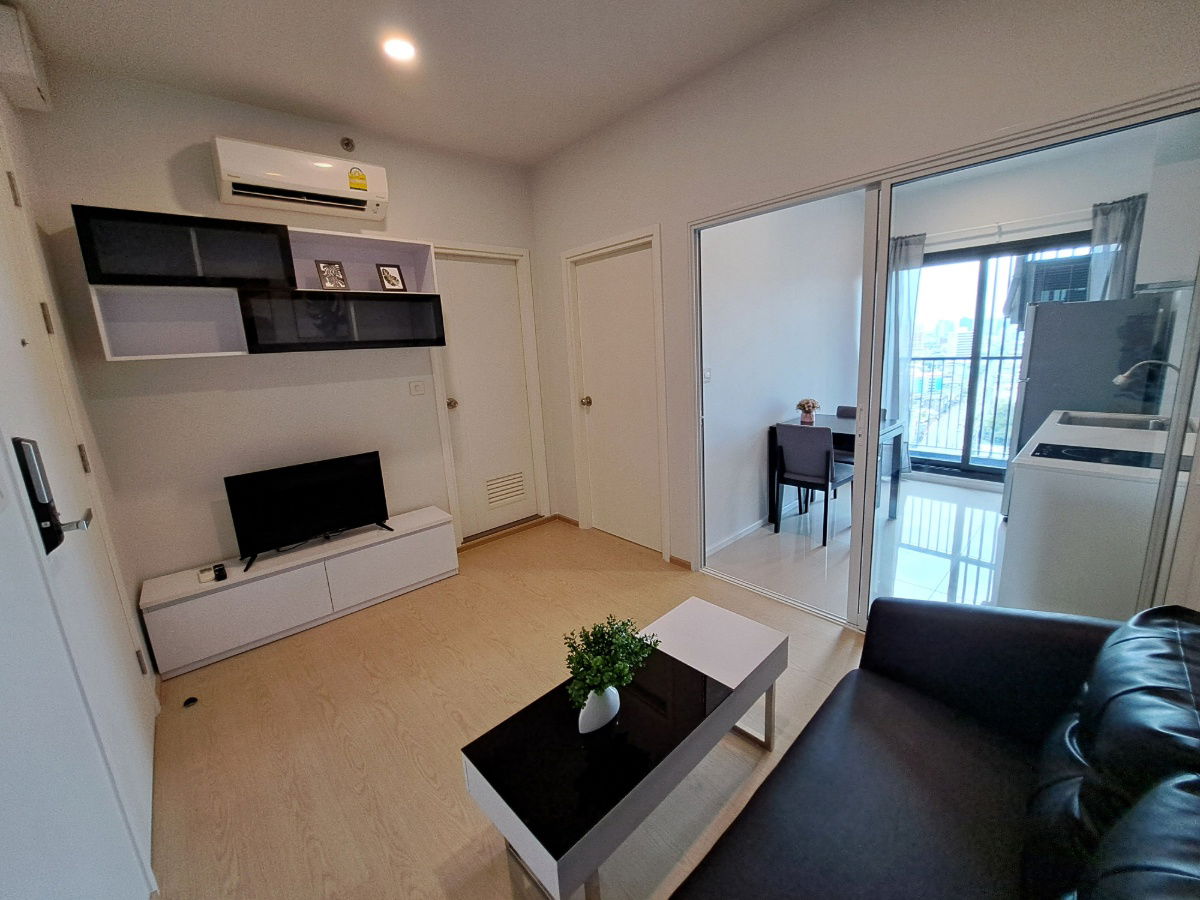 For rent The Tree Sukhumvit 71 - Ekkamai, beautiful room, high floor, good price, ready to move in. New room RW007013