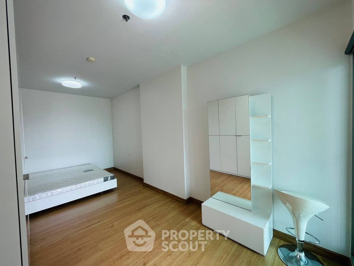1-BR Condo at Supalai City Resort Phranangklao Station-Chaophraya near MRT Phra Nang Klao Bridge (ID 2340897)