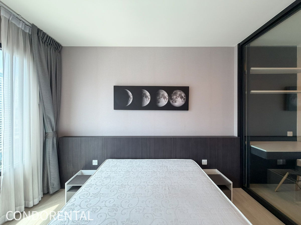 @Condorental condo for rent Life Asoke