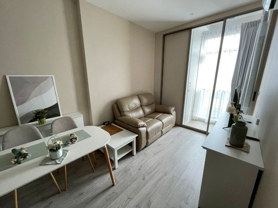 RHYTHM EKKAMAI           ESTATE