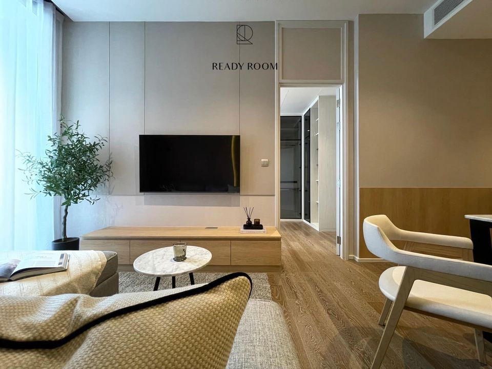 For Rent - MUNIQ Langsuan , Super Luxury 1 bedroom 1 bathroom Ready to move in