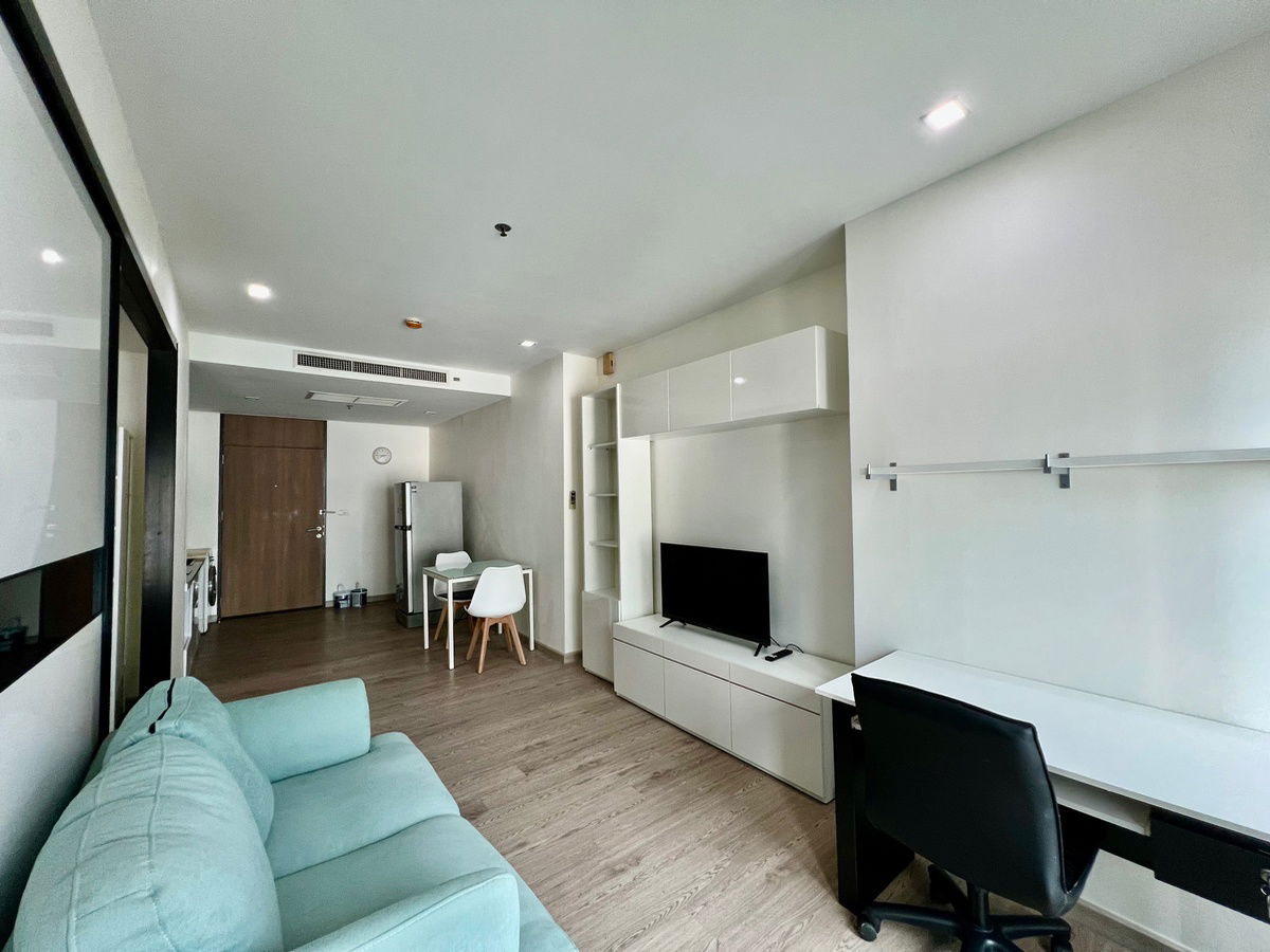 📍 For Rent | Noble Remix Thonglor – 1 Bedroom Condo with Brand-New Renovation 🎉 Special Offer! Renovated & Fully Furnished with New Furniture 🎉