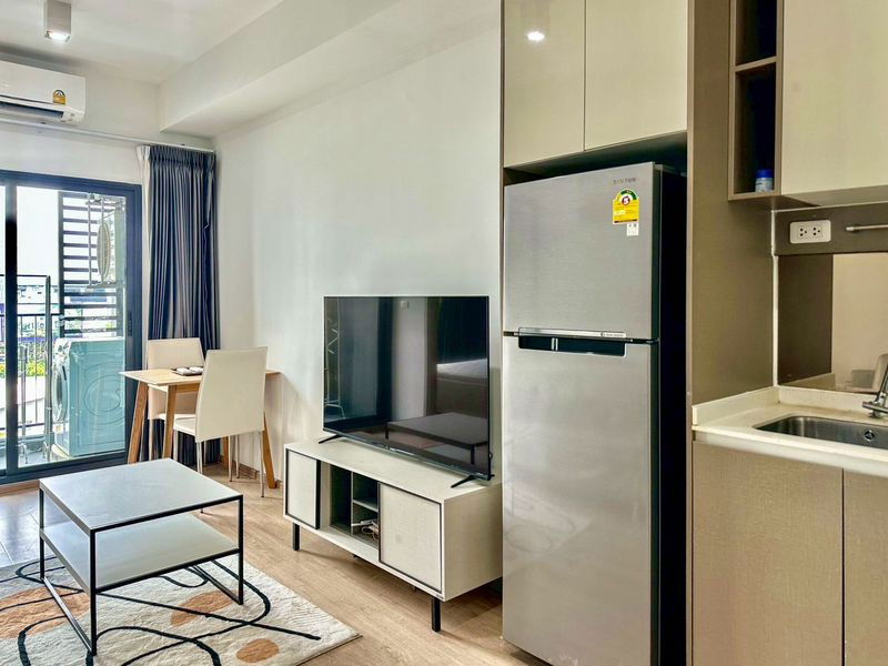 For rent 💥Ideo asoke rama9 💥 Beautiful room, ready to move in, beautifully decorated, fully furnished.