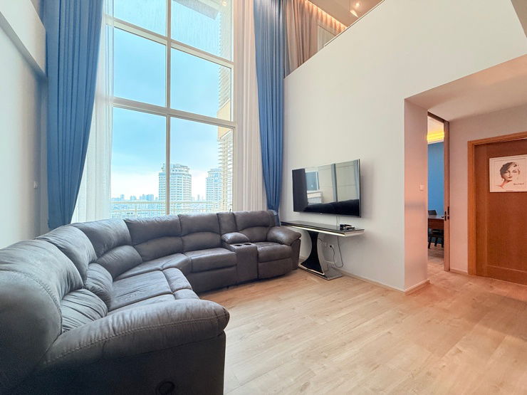 For Rent 2 Bed Duplex The Empire Place BTS Chongnonsi Available Now