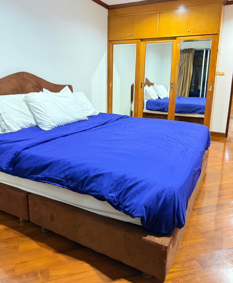 Wittayu                   Complex