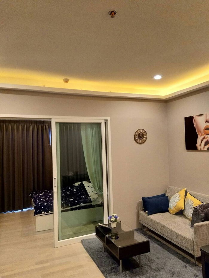 P-136244 Condo for rent Noble Solo fully furnished (Confirm again when visit).