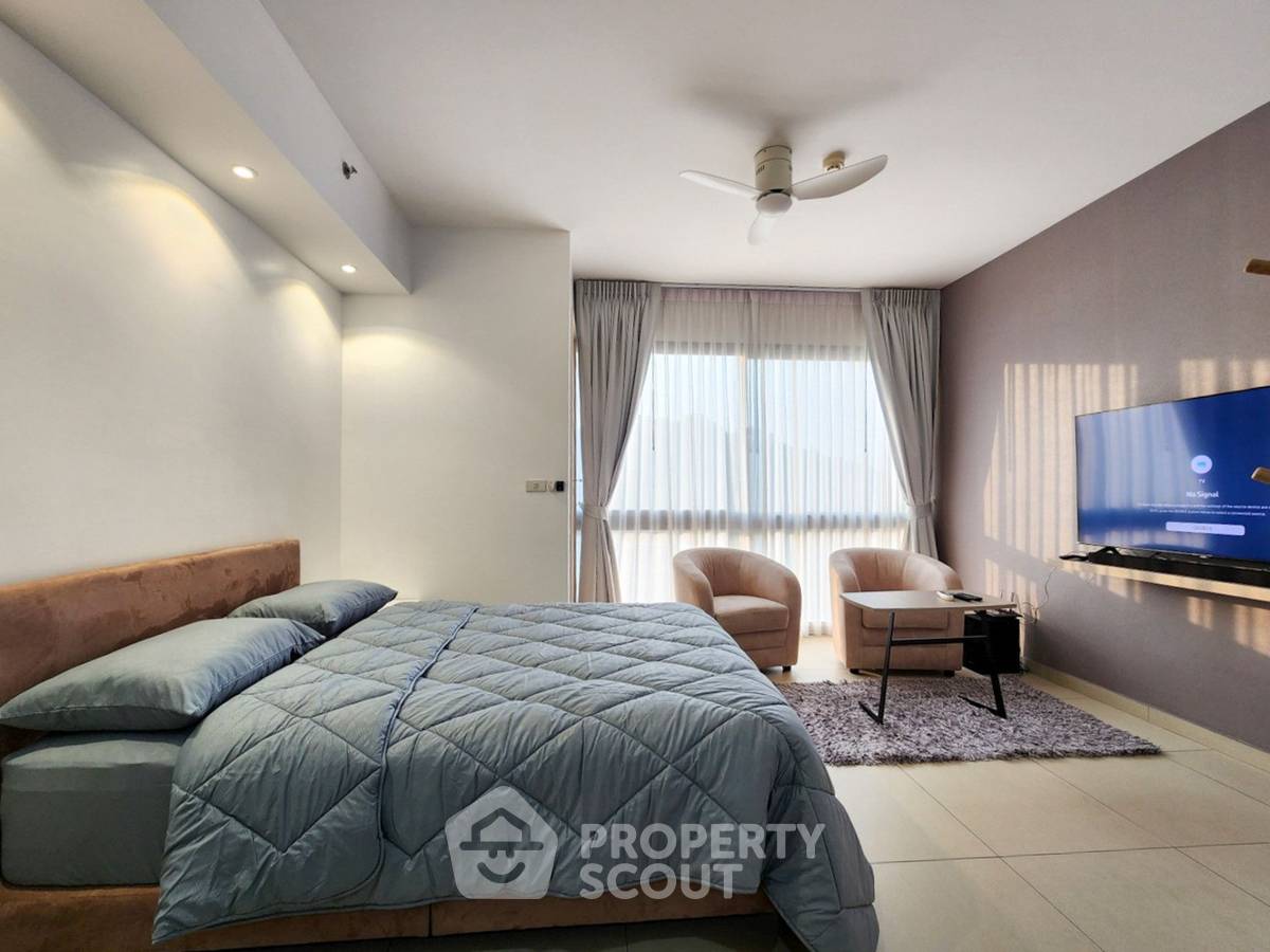 1-BR Condo at Unixx South Pattaya close to Phratamnak (ID 2349997)
