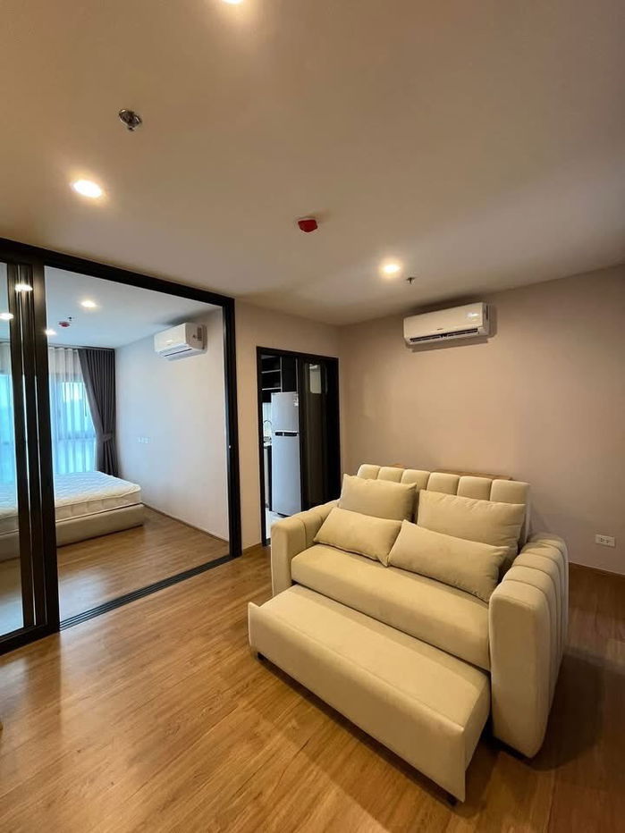 THE LINE VIBE                Phahonyothin