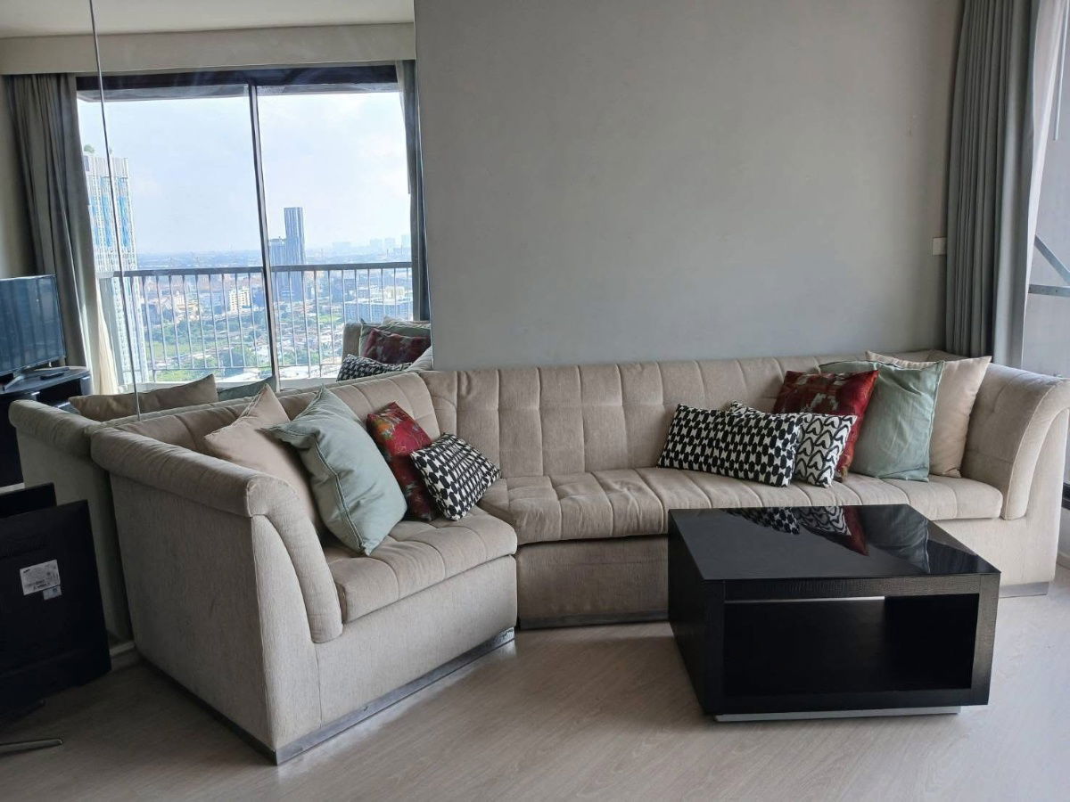 (For Rent) Condo RHYTHM Sukhumvit 44/1 🚆 BTS Phra Khanong