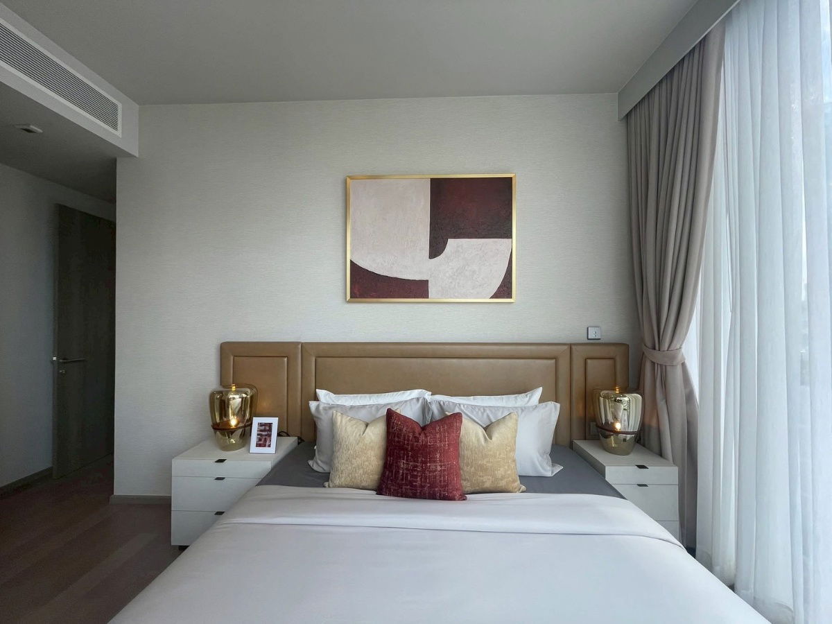 MN3042 CELES Asoke Full Furnitured and electrical