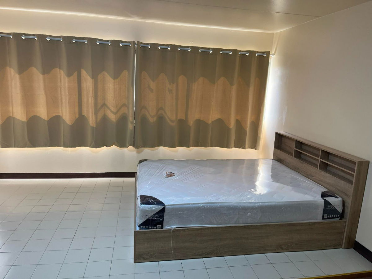 poppular condo T9 muengthongthani