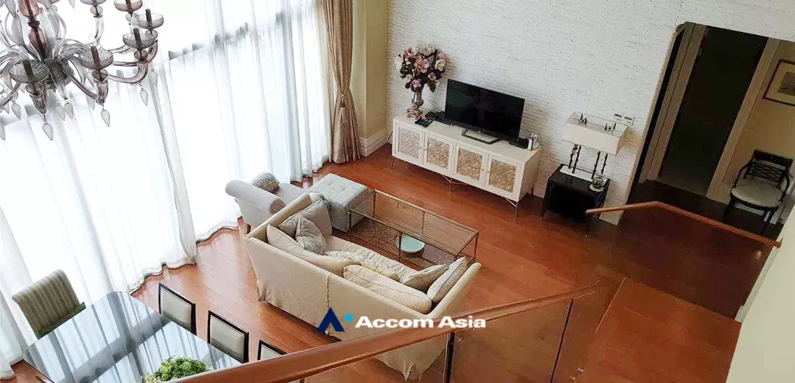 🔼🔽 AccomA 📩 Bright Sukhumvit 24 Condominium