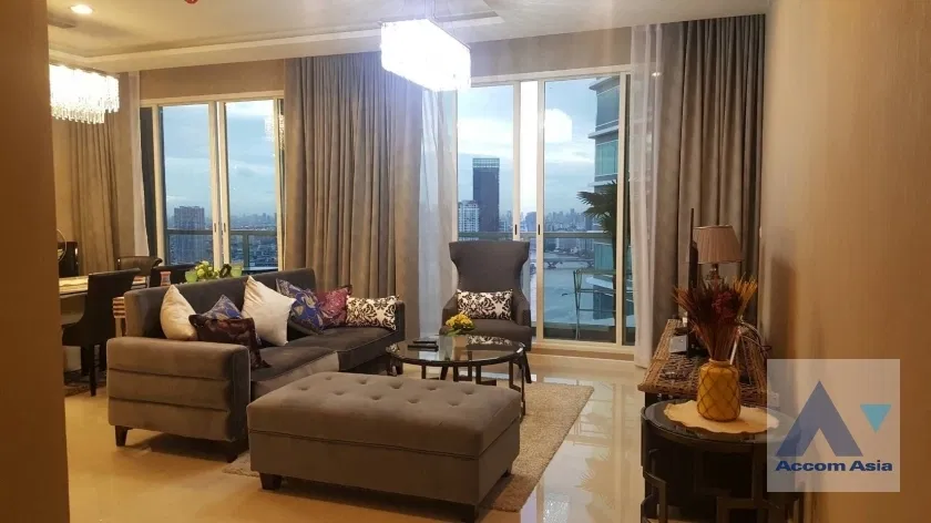 🔼🔽 AccomA 📩  3 BR Condominium @Menam Residences (AA38749)