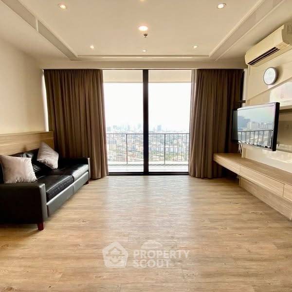 2-BR Condo at The Issara Ladprao near MRT Lat Phrao (ID 2353617)