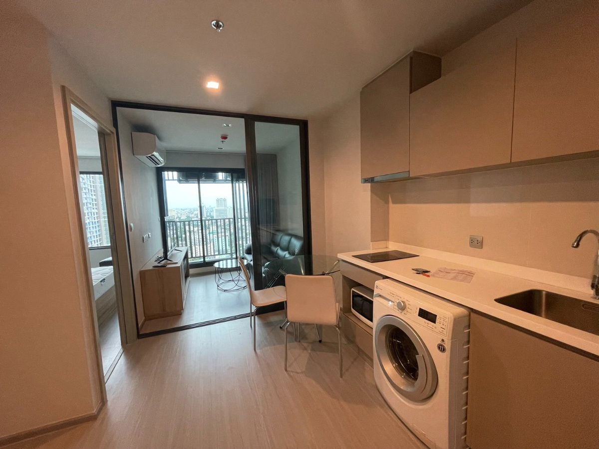 For rent Life Ladprao Ready to move in (DSL1002)
