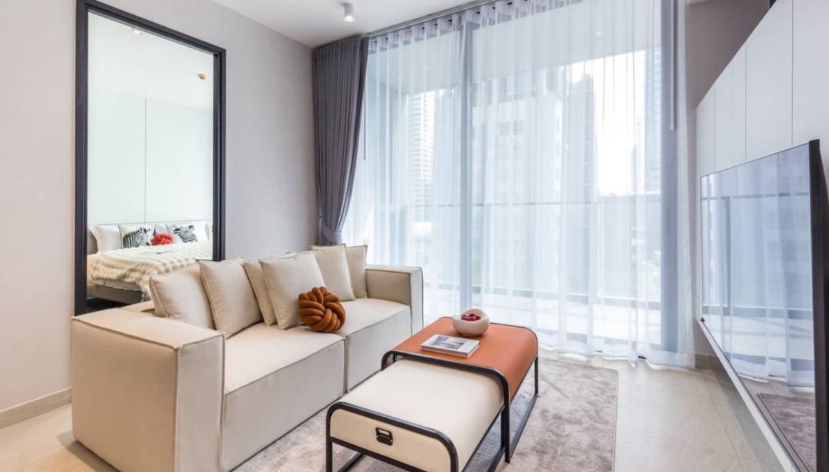 ST207 Tait Sathorn 12 — 曼谷市中心的现代奢华酒店