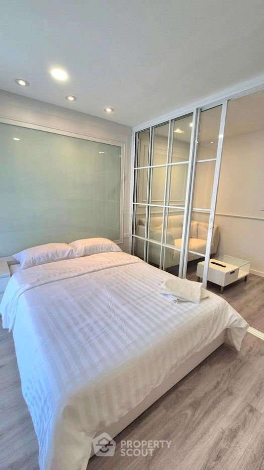 1-BR Condo at I-House Laguna Garden Condominium in Bang Kapi (ID 2353644)