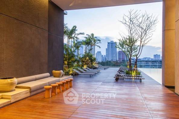 3-BR Condo at 185 Rajadamri near BTS Ratchadamri (ID 2356080)