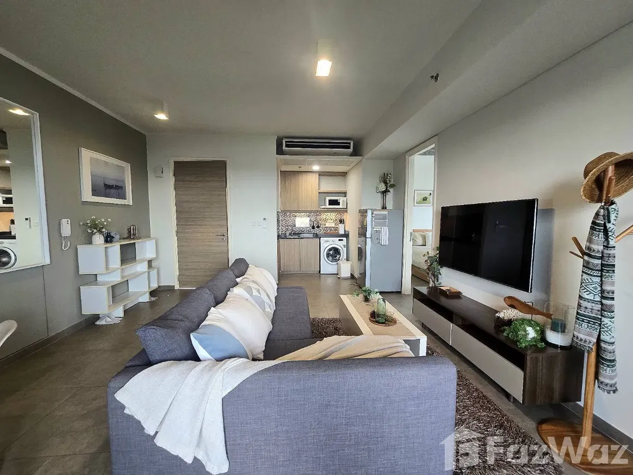 2-Bedroom Condo for Rent at Zire Wongamat 5747971