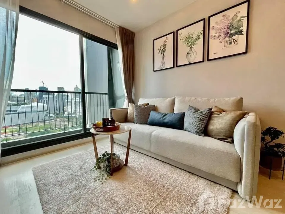 2 Bedroom Condo for rent at Life One Wireless 1096758