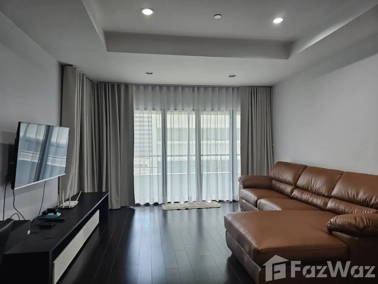2 Bedroom Condo for rent at Sathorn Gardens 1677282