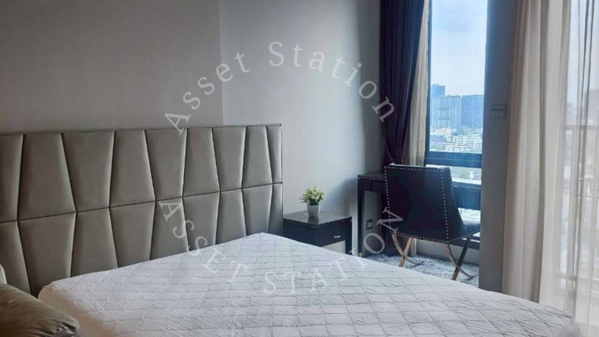 🌃 Whizdom Avenue Ratchada-Ladprao, near BTS and MRT Lat Phrao