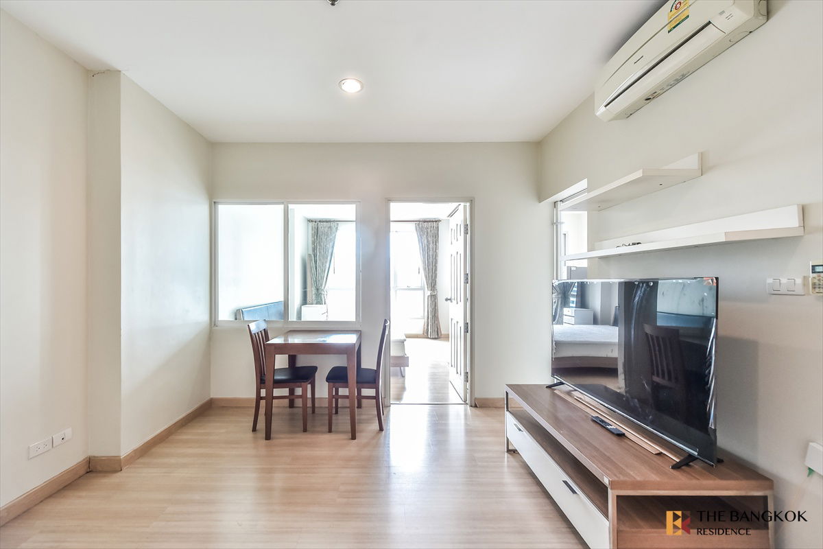 ✨✨Life@Sathorn 10 near BTS Saint Louis Easy Travel, Fully Utilized Space