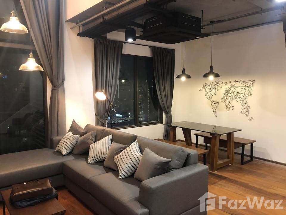 Loft Style 1-bedroom Duplex Condo for Rent in Villa Asoke 5363973