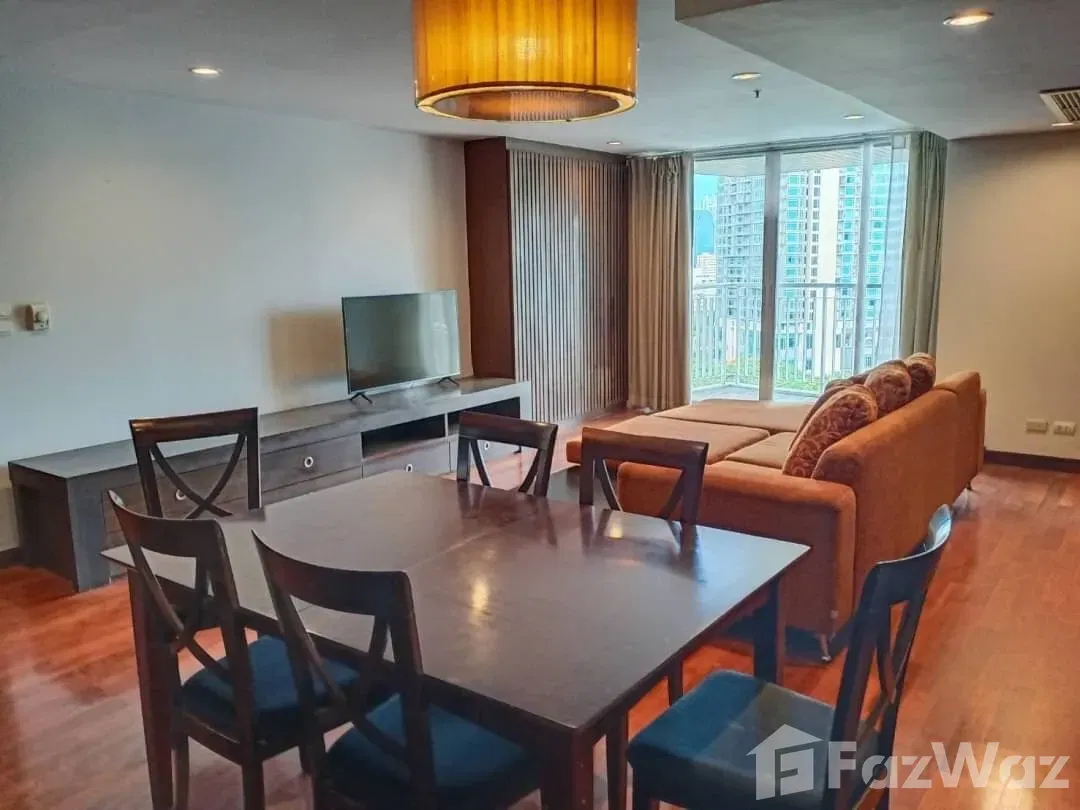 2 Bedroom Condo for rent at Urbana Langsuan 1724650
