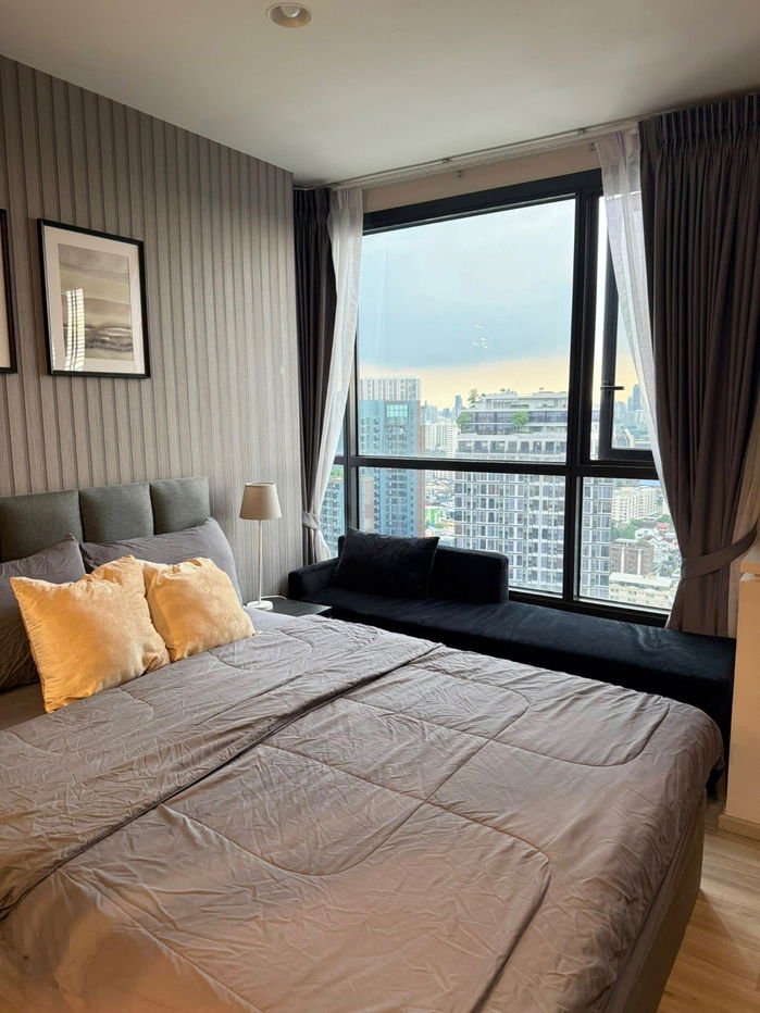 🚩 For Rent XT Huaikhwang ✨1 Bed 30 Sq.m. ✨Fully Furnished  🚇MRT Huai Khwang